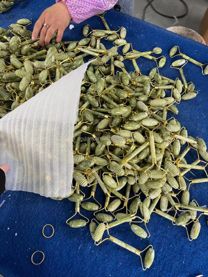 ফেস লিফট ডাবল সাইডেড জেড রোলার ম্যাসেজার প্রাকৃতিক সৌন্দর্য এবং ফেস লিফটিং জন্য